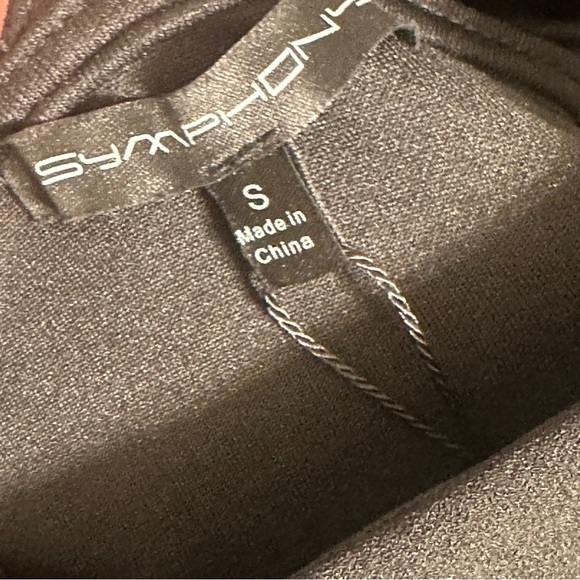 NWT Elegant Long Black Formal Symphony Dress with Deep V-Neck and Lace Detailing - Picture 7 of 11